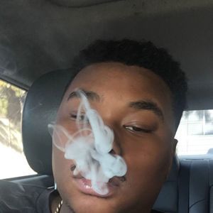 Meet your Posher, Julio