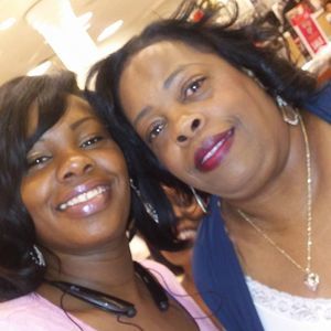 Meet your Posher, Leah