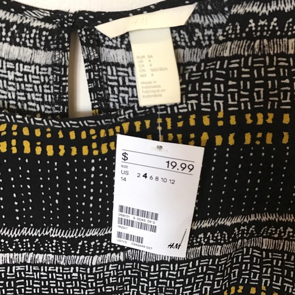 H&M patterned Top - Picture 2 of 3