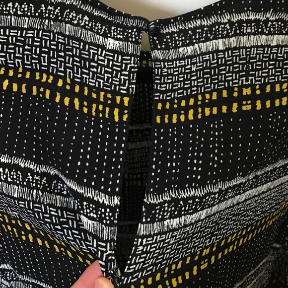 H&M patterned Top - Picture 3 of 3