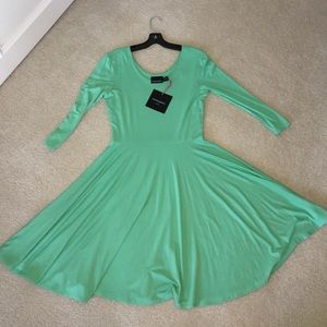 Beautiful aqua green dress size M brand new