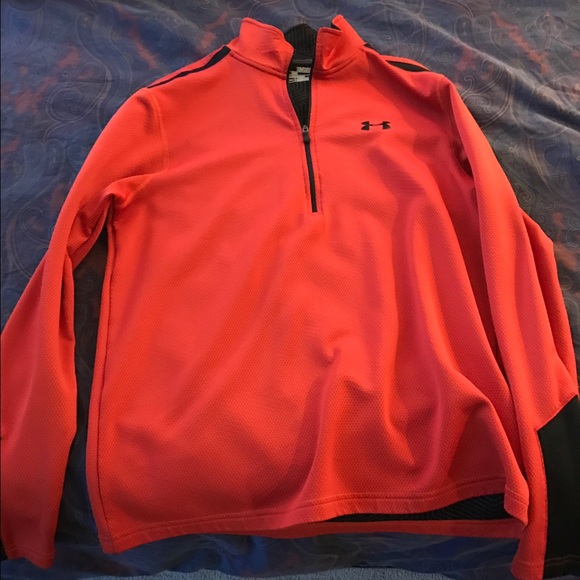Under Armour quarter zip pullover like new