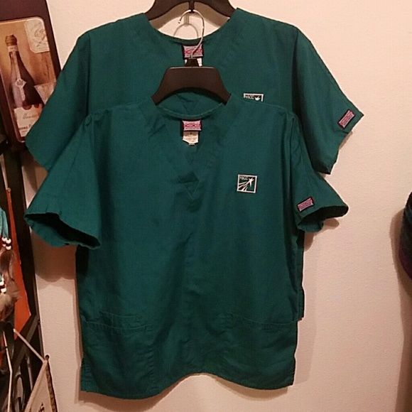 *SOLD* Bundle of 2 Nursing Scrubs Tops