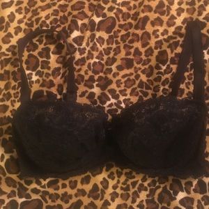 Black bra size 34 DD