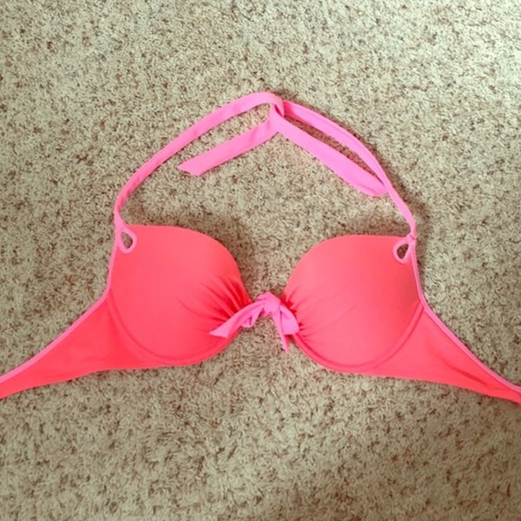 Victoria's Secret Swimsuit Top 36D