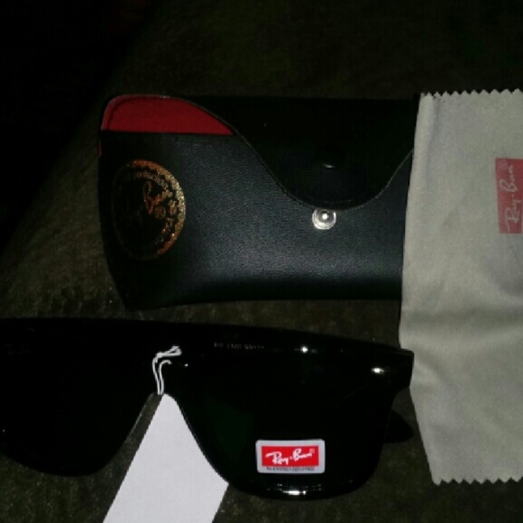 Ray-Ban Sun glasses