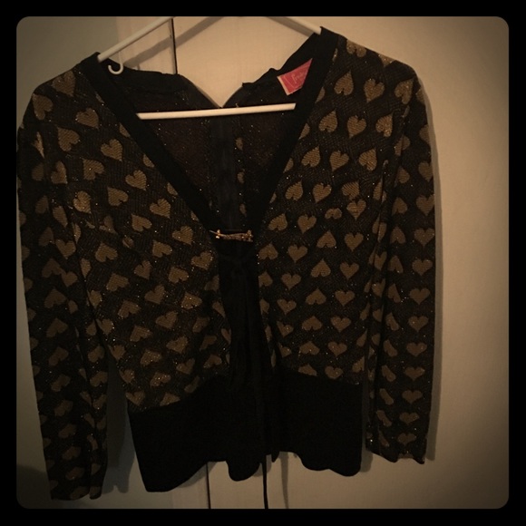 Vintage shirt , polyester, black with gold heart.