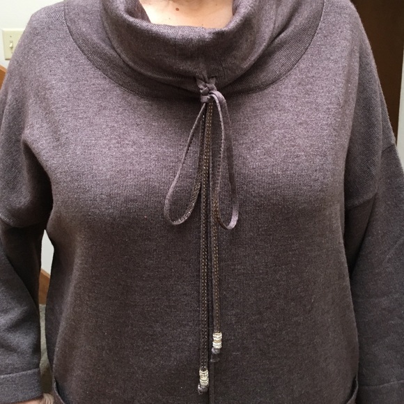 La-El Couture Brown Dress. - Picture 3 of 4