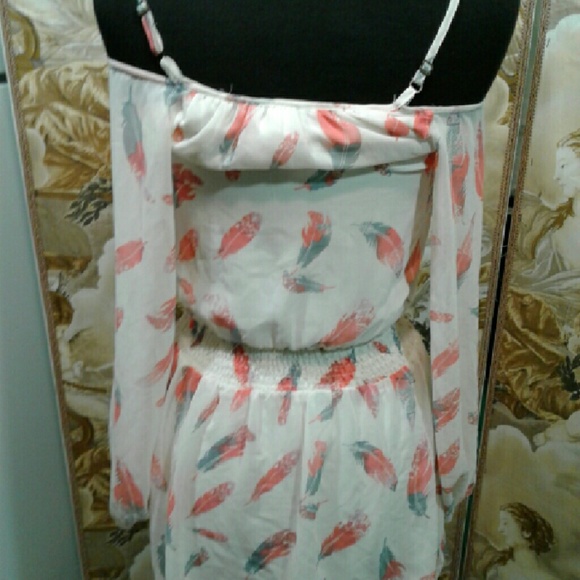 Bare sboulder dress - Picture 2 of 2