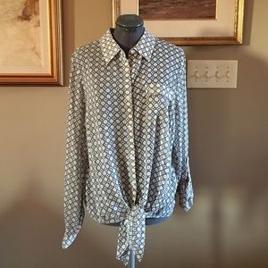 XL Zac & Rachel blouse from Versona