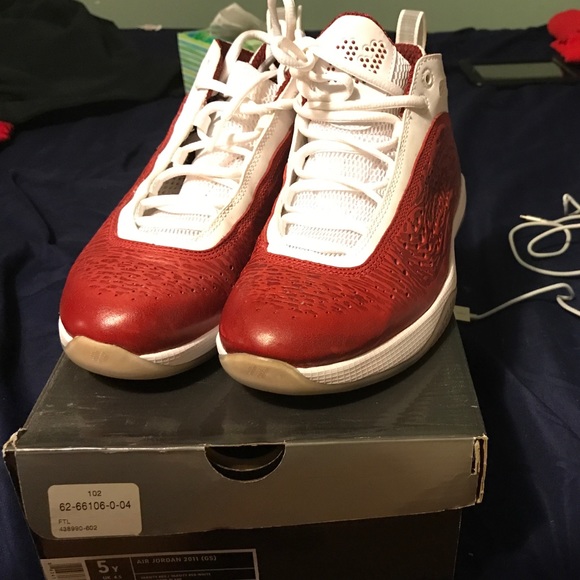 Air JordN 2011 (GS)👟 - Picture 1 of 4