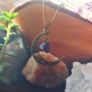 NWOT Amethyst Moon Pendant (Bronze)
