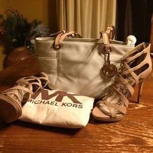 Michael Kors Jet Set top zip 👜