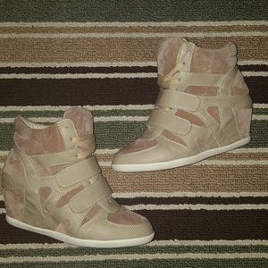 WEDGE SNEAKERS