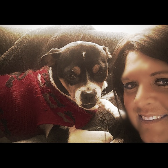 Meet your Posher, Tabitha - Picture 1 of 1