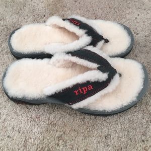 Fuzzy flip flops. Perfect for outdoors