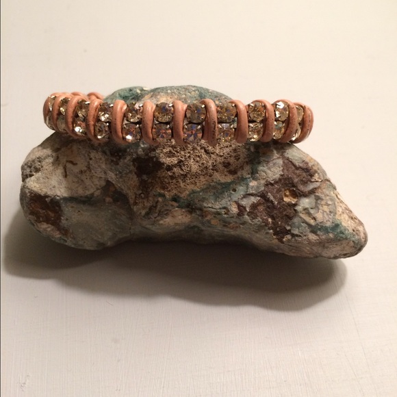 FOSSIL PINK RHINESTONE LEATHER BRACELET
