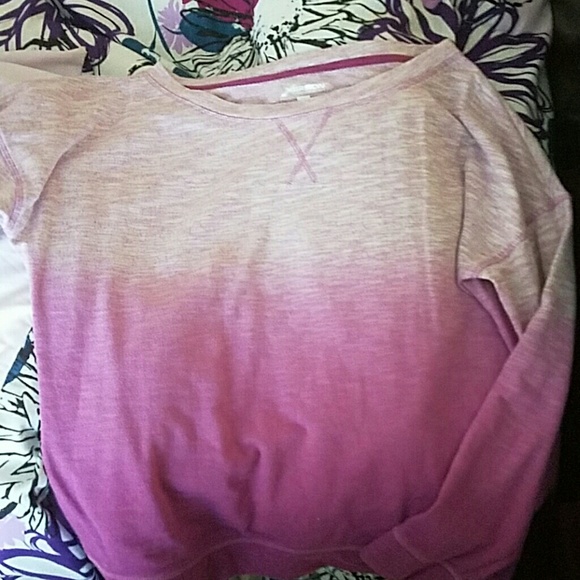 Clothes - Picture 4 of 4