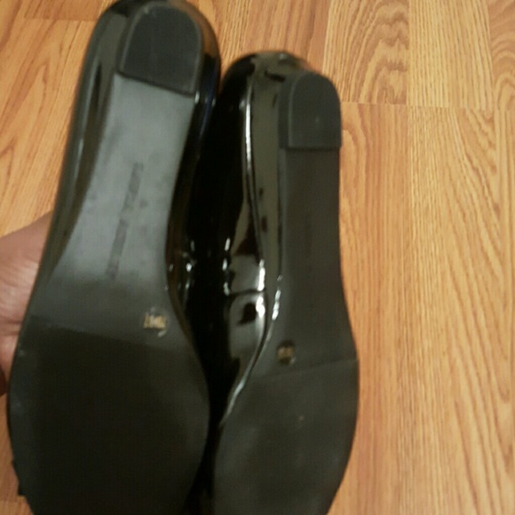 Laura Ashley patent leather shoes - Picture 4 of 4