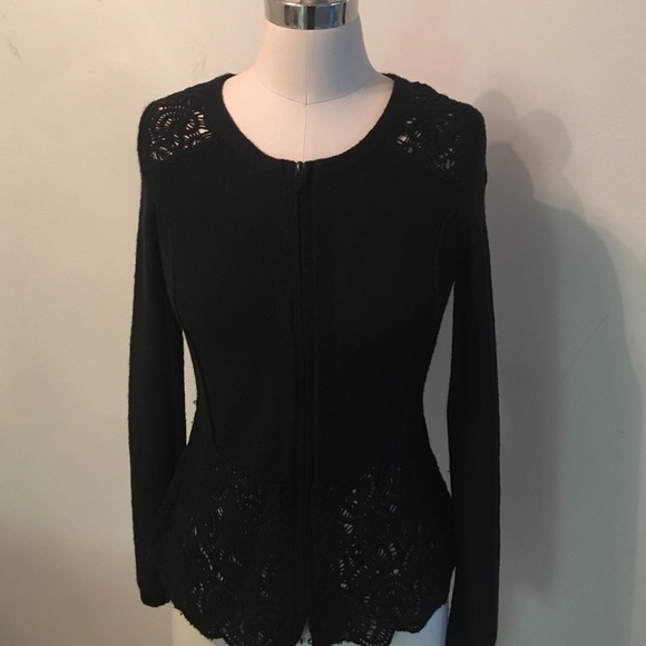 Anthropologie Sweaters - Anthropologie zip front sweater