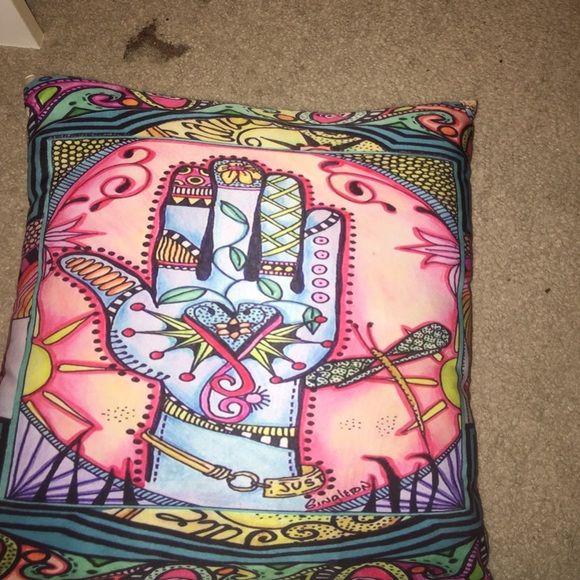 Small pillow - Picture 1 of 1