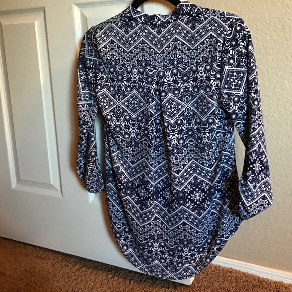 Blouse - Picture 3 of 3