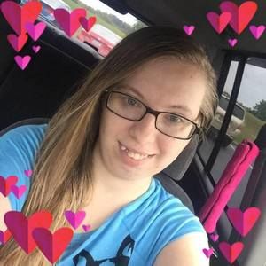 Meet your Posher, Alyssa marie