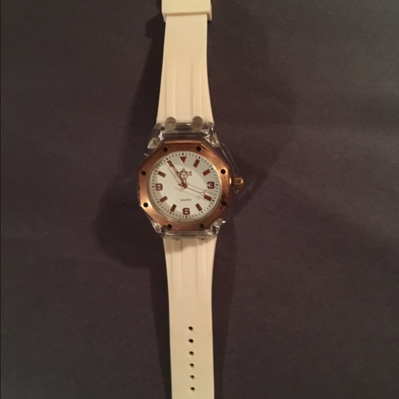 TOCS WATCH - Picture 3 of 4