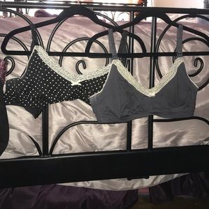 Pair of Wireless Maternity/Nursing Bras