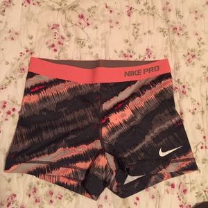 Size medium Nike pro shorts