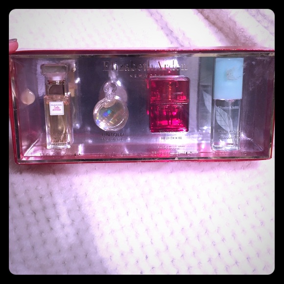 Elizabeth Arden sample perfume