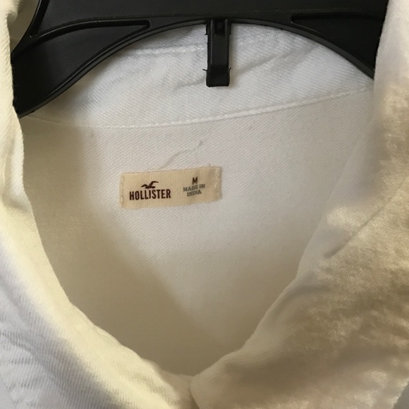 White Tee from Hollister - Picture 2 of 3