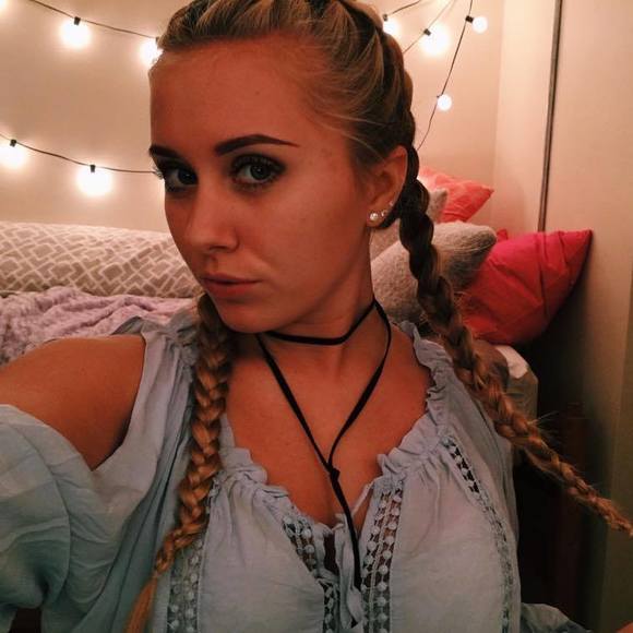 Meet your Posher, Bailey - Picture 1 of 1