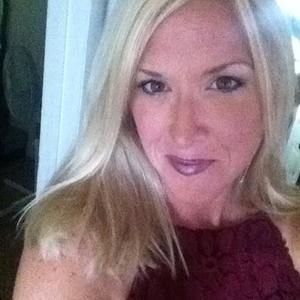 Meet your Posher, Elaine