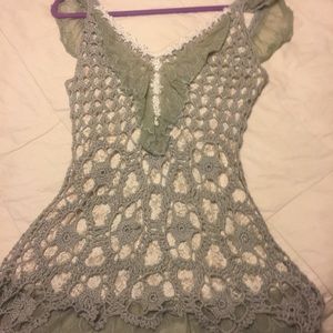 ✨🌟Price DROP EUC 🌟✨Sage Bohemian Crocheted Top