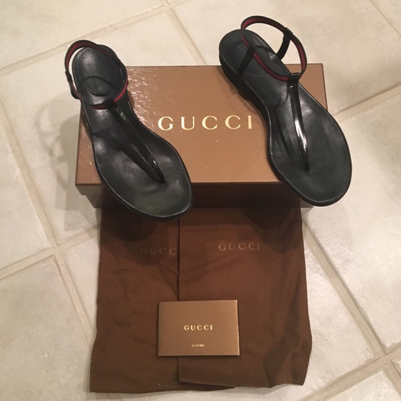 Gucci Shoes - Gucci black leather sandals with stripe band