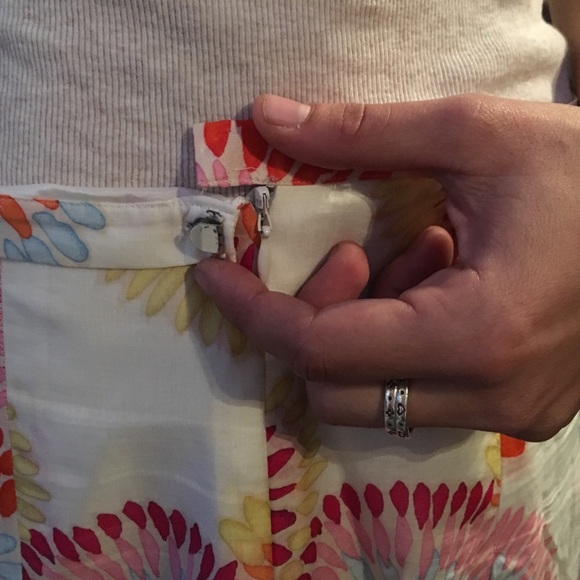 Pleated skirt size 4