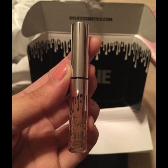Kylie Mini Matte Moon
