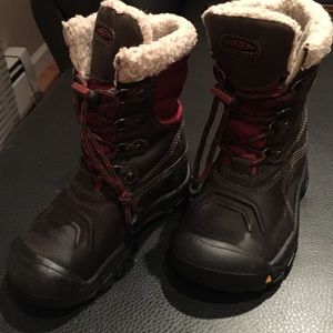 KEEN kids waterproof boots