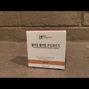 It cosmetics bye-bye pores finishing powder