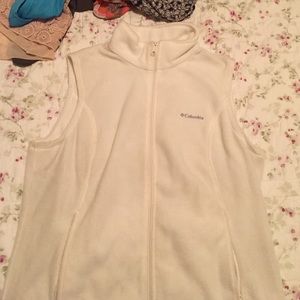 XL white Columbia vest
