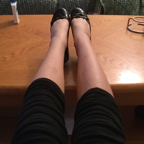 ❤️️Glossy Black Shoes❤️️ - Picture 1 of 4