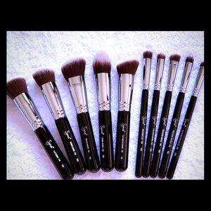 Sigma Essential Brush Kit 10