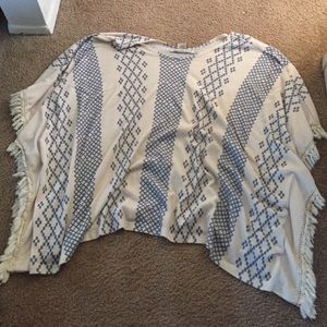 Sweater/poncho