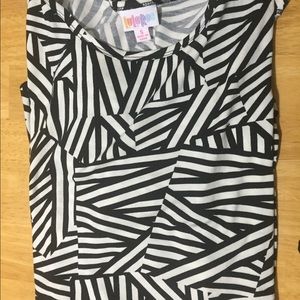 Lularoe Irma S New with tags tunic