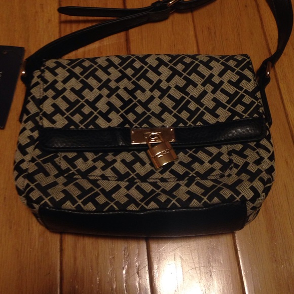 NEw with tags Tommy Hilfiger cross body