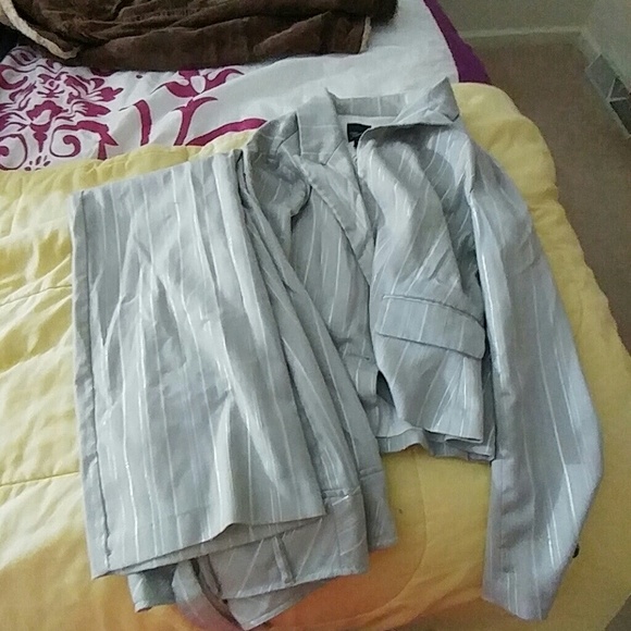 Pant suit