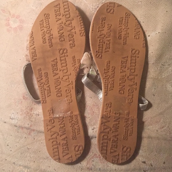 Vera Wang bling like new sandals 9-10 women's - Picture 4 of 4