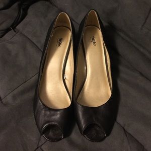 Black peep toe heels