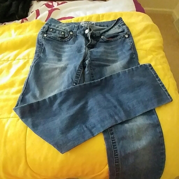 Jeans